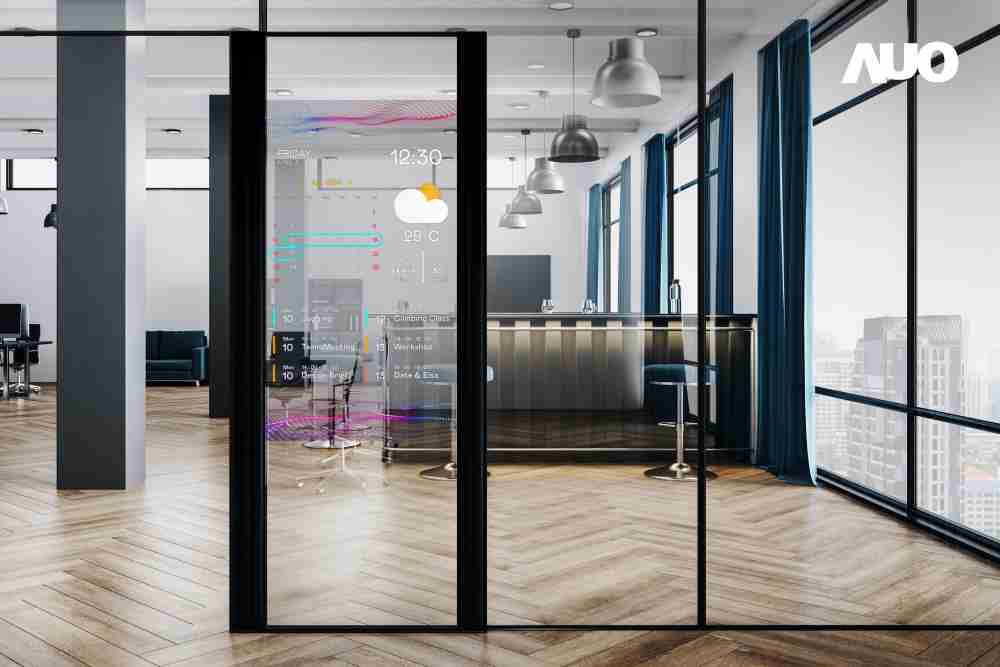 彩霸王致力于研发低能耗之绿色产品，，如低能耗发光组件Micro LED显示技术，，具高透明、、、可无限拼接的特性，，，，可依需求调整并延伸应用于不同场域，，，，包括汽车侧窗或家庭玄关、、、智慧橱窗、、商业展示等